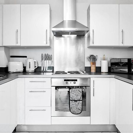 New Luxury City Centre Apartment By Azura Nights Birmingham Buitenkant foto