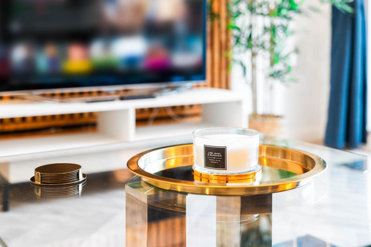 New Luxury City Centre Apartment By Azura Nights Birmingham Buitenkant foto
